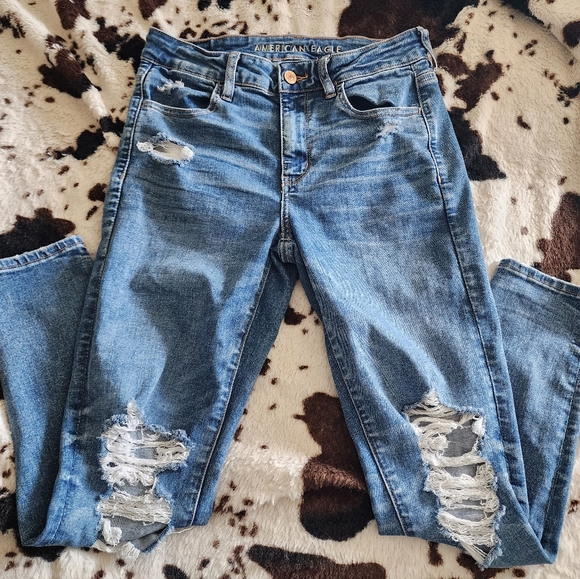 American Eagle Outfitters Denim - AE Next Level Ripped High-Waisted Jegging